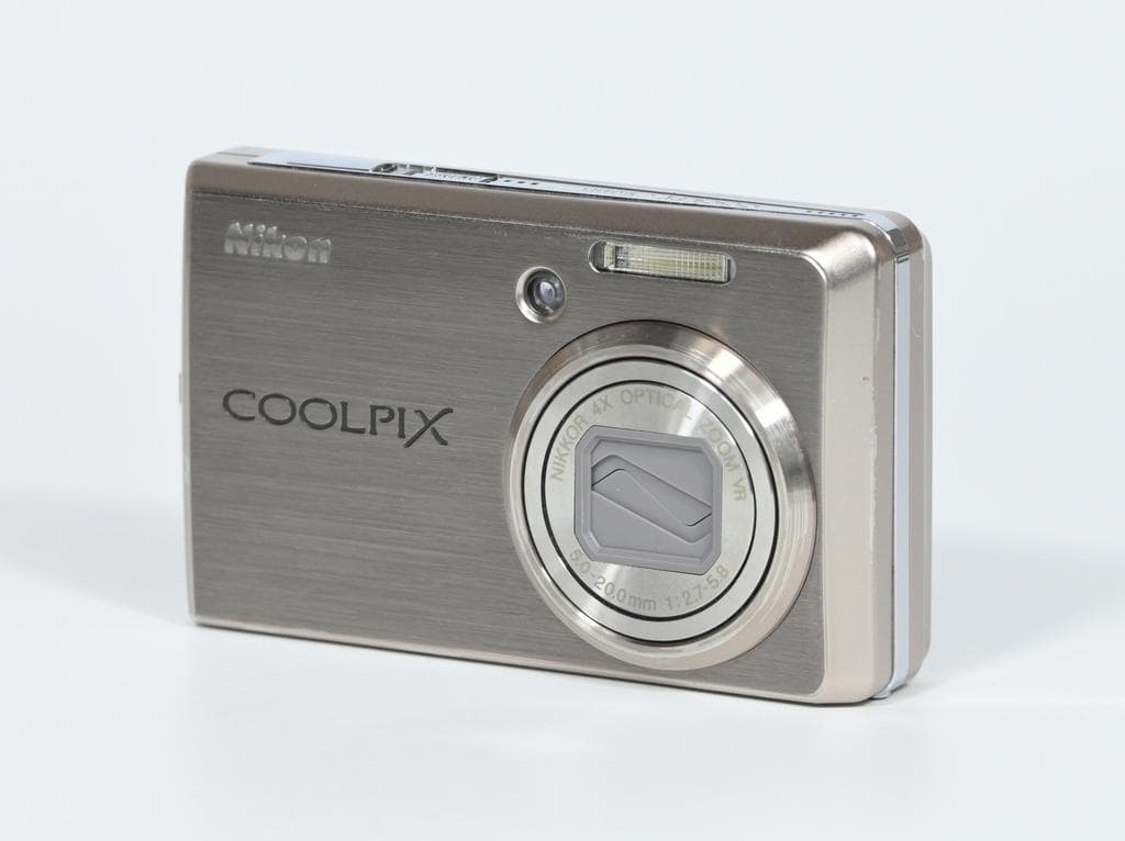 【美品】 ニコン　Nikon COOLPIX S600 ピンクゴールド