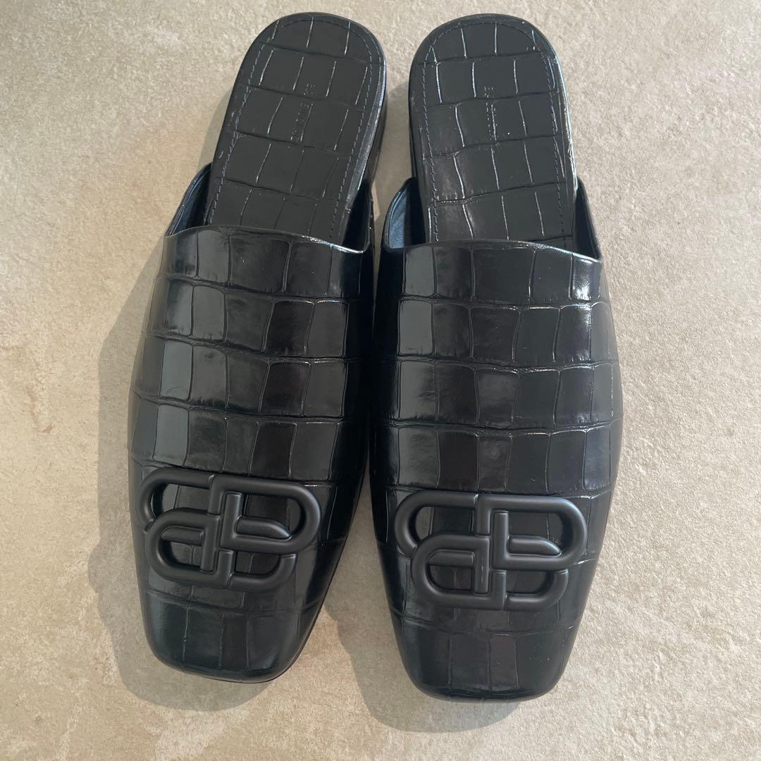 BALENCIAGA ブラックレザーサンダル 38