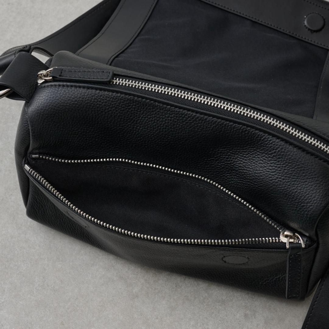 ★連休価格★【新品タグ付】ビアズリー レザー ボディバッグ + 替ベルトセット1