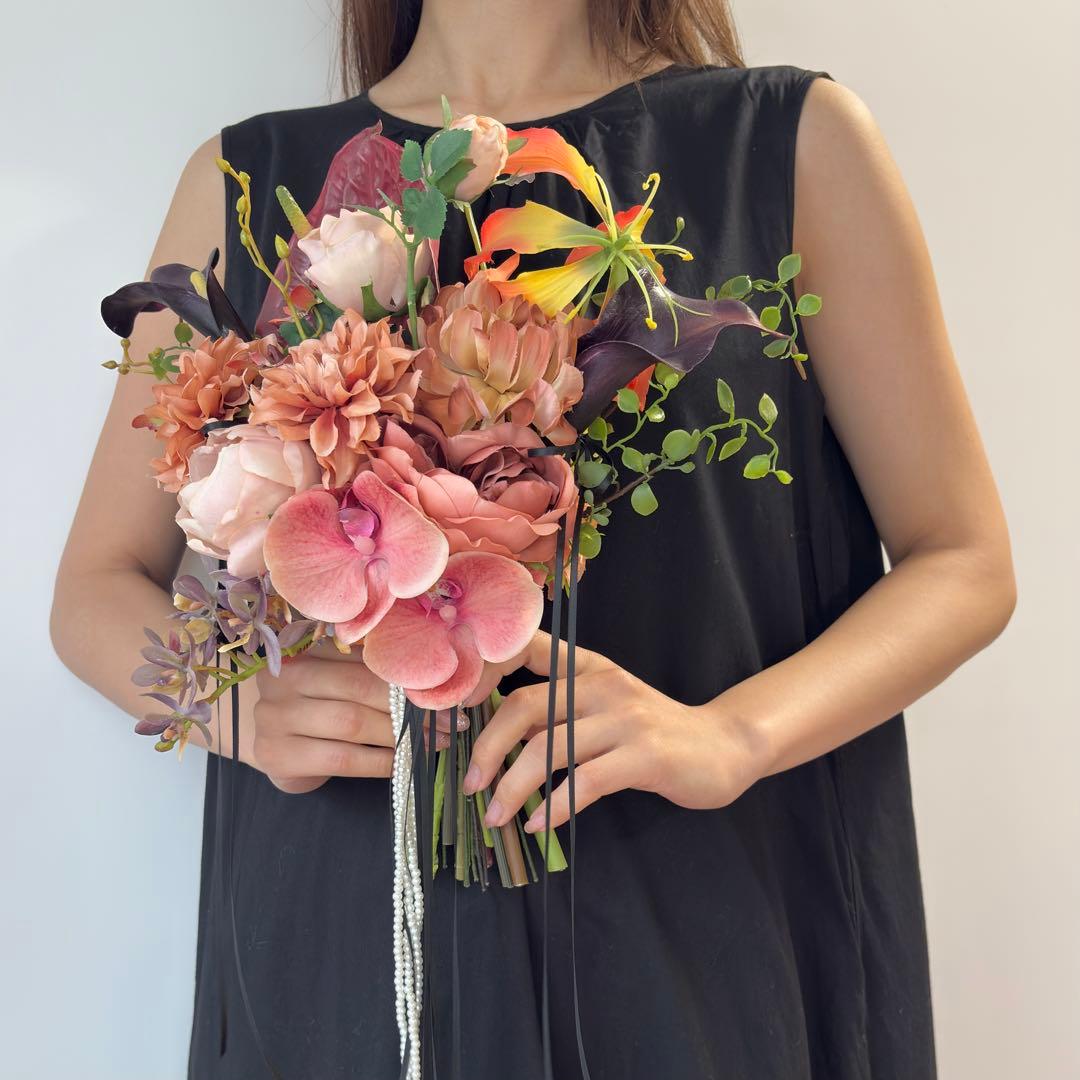 【ブートニア付】ウェディングブーケ　アーティフィシャルフラワー造花