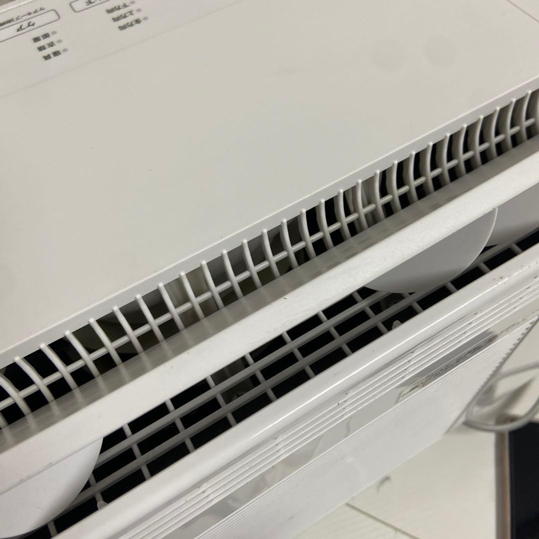 パナソニック⭐️F-YHVX90-W　ハイブリッド方式　衣類乾燥除湿機