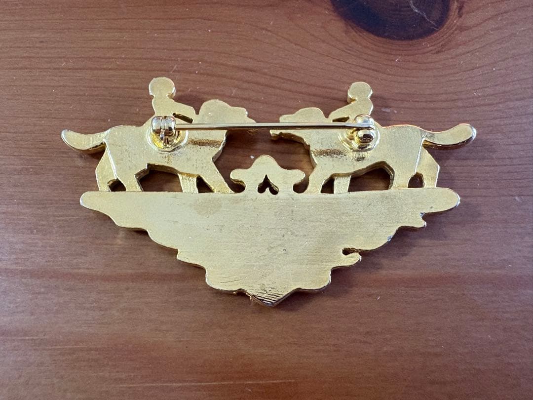 HERMES エルメス 犬と少女 七宝焼 ヴィンテージ ブローチ