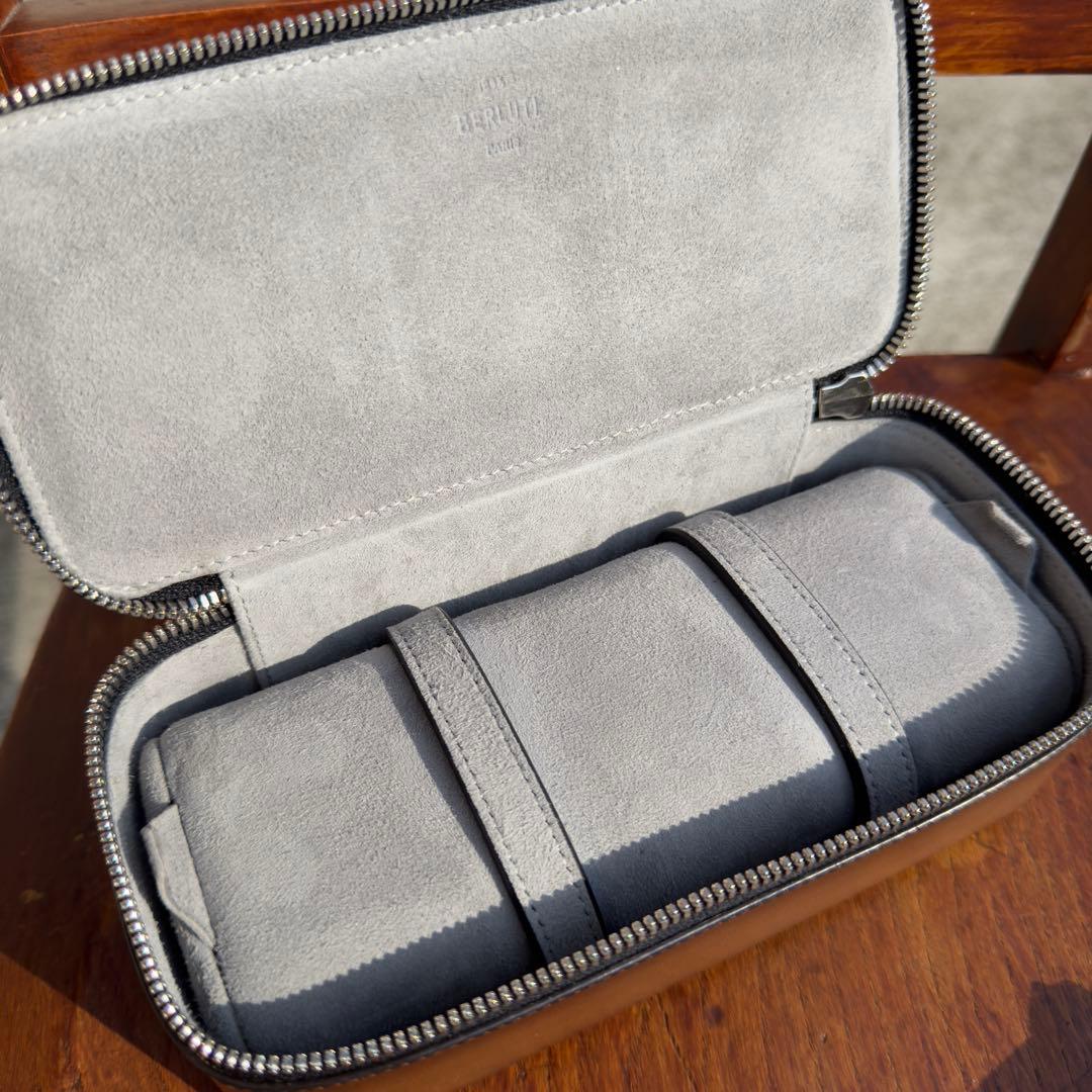 新品同様 定価29万 ベルルッティ カリグラフィースクリットレザーウォッチケース