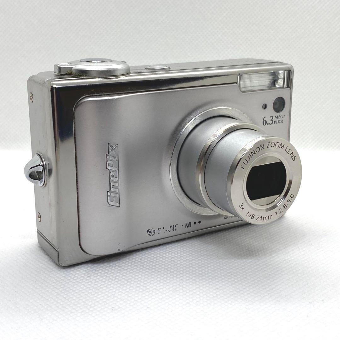 【動作品】FUJIFILM Fine Pix F11 コンパクトデジタルカメラ