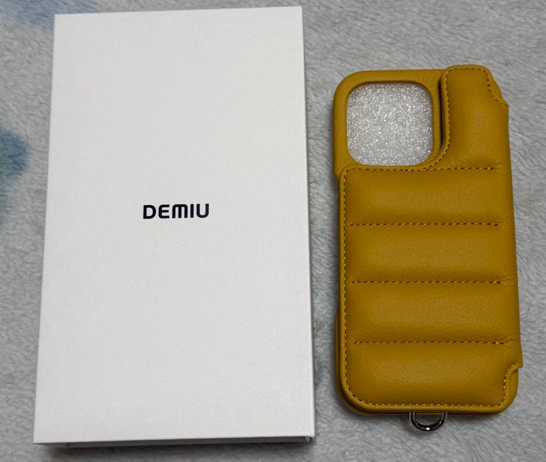 【新品未使用】DEMIU BALLON iPhone16pro サフラン