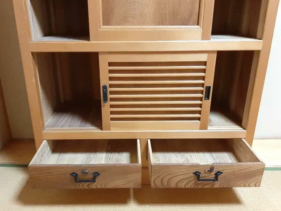 木製 引き戸式 収納キャビネット 高級板材使用 レトロ 直接引取り　輸送可能
