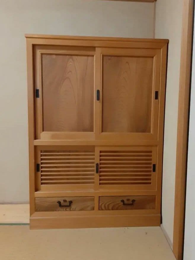 木製 引き戸式 収納キャビネット 高級板材使用 レトロ 直接引取り　輸送可能