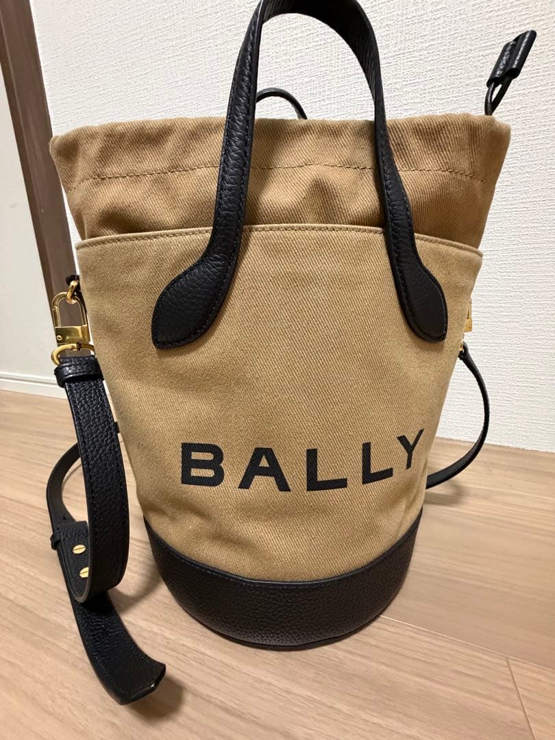 あらやんさん専用　バリー　ショルダーバッグ