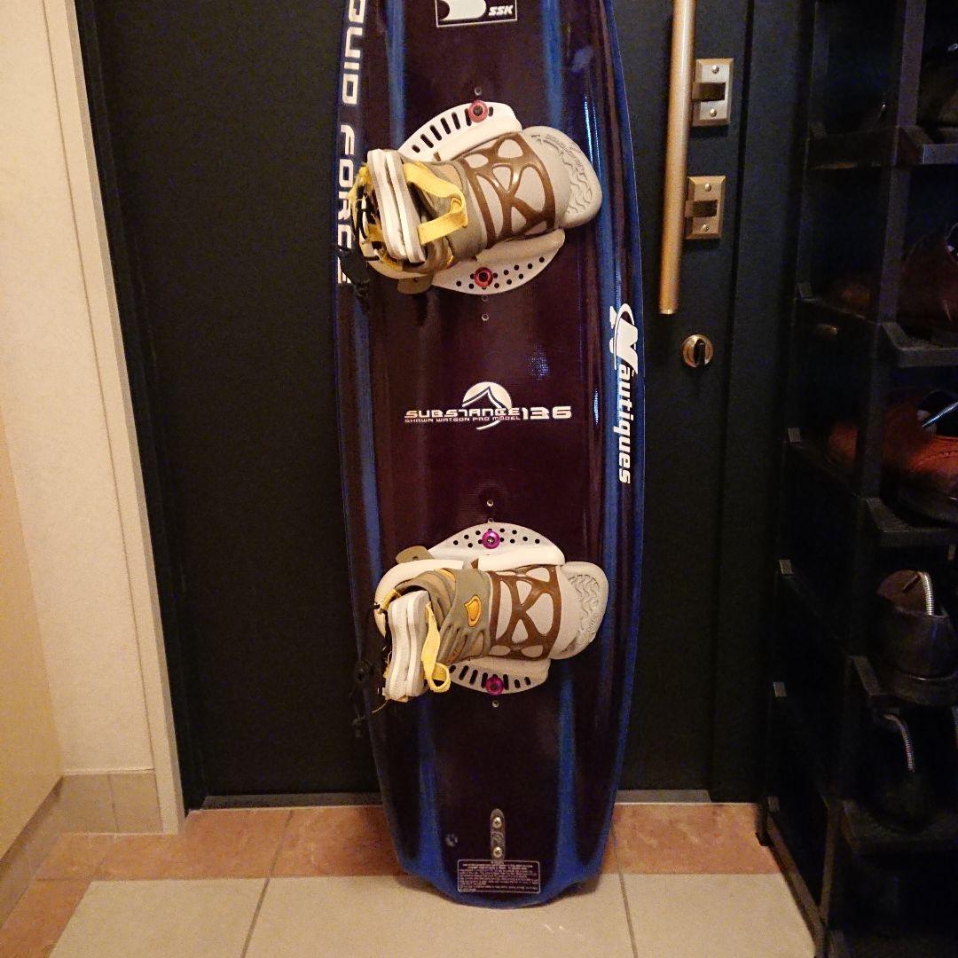 ウェイクボード Liquid force SUBSTANCE 136