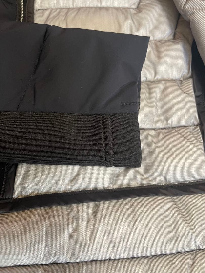 TaylorMade ブラック　ダウンジャケット　新品未使用！Lサイズ