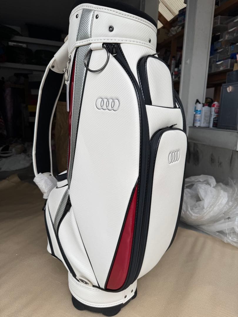 【新品未使用品】Audi アウディ テーラーメイド　ゴルフ キャディーバック