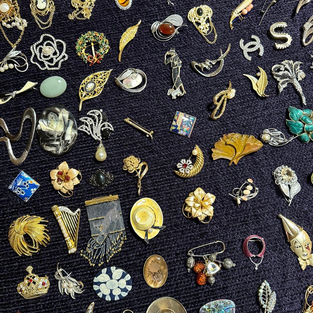【vintage】ブローチ　まとめ売り　100点以上　大量