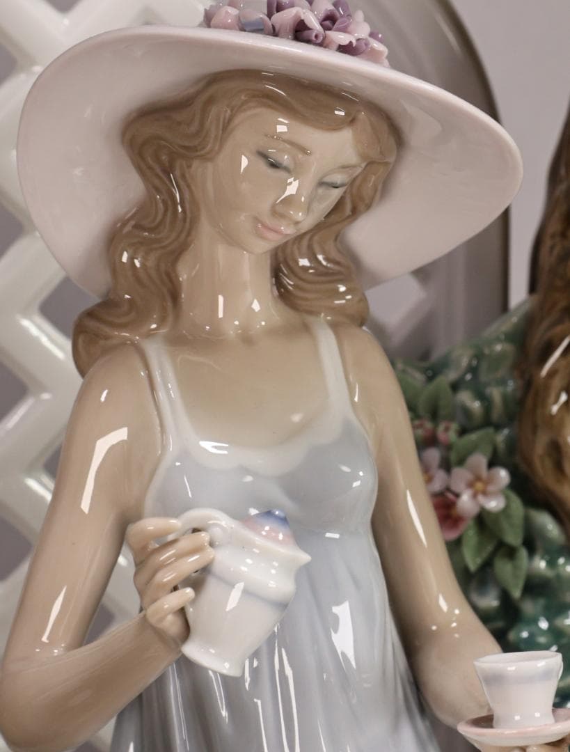 BK202 LLADRO　限定　387/2000体　テラスでお茶を　台座　保証書