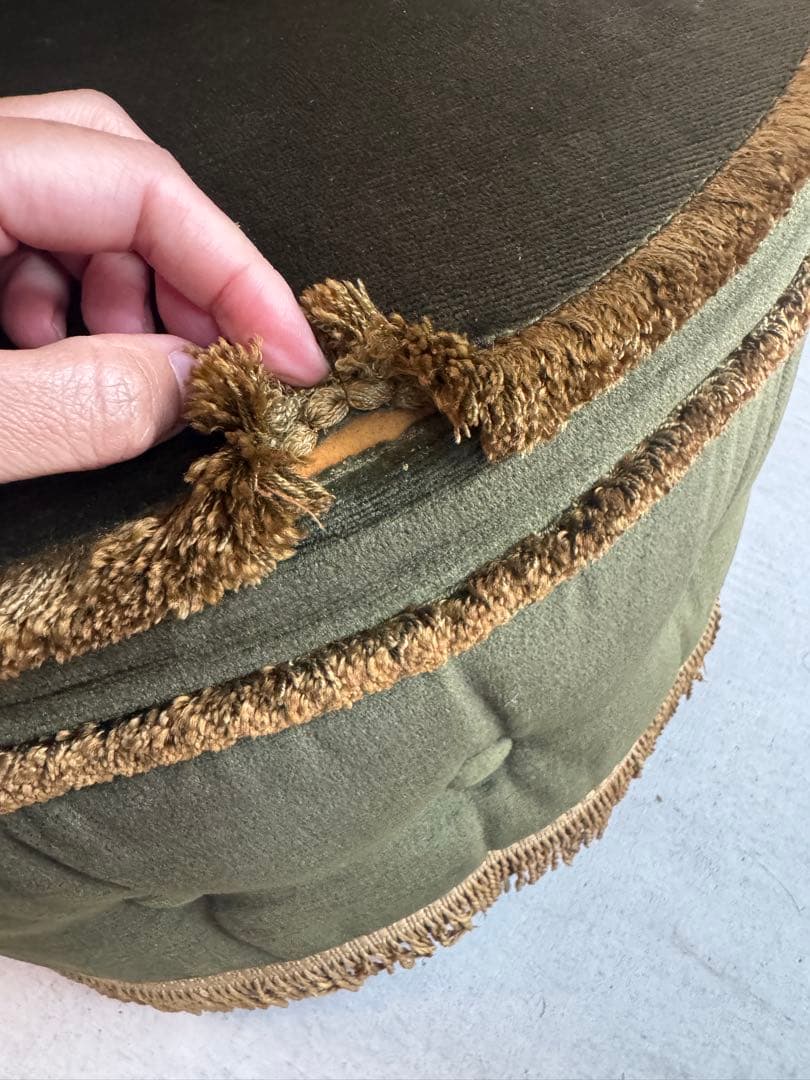 希少⭐︎イギリスビンテージ⭐︎オリーブグリーン フリンジ付き1人掛けソファ⭐︎ 2脚