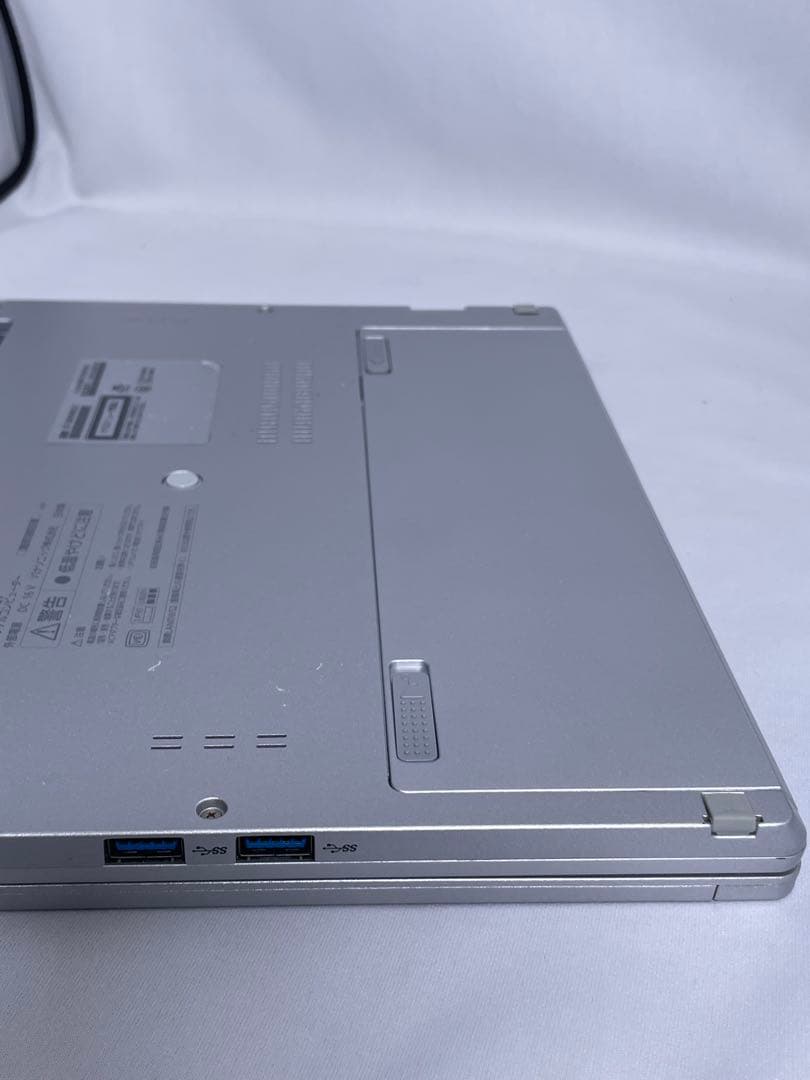 Windowsノート本体 Panasonic CFQV9-1 i5-10210U 8GB 256GB 2k