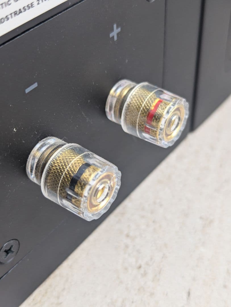 ELAC BS72 スピーカー