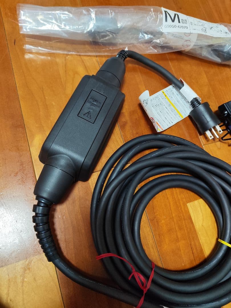 G9060-76010 トヨタ　LEXUS　EV充電ケーブル 付属100V電源