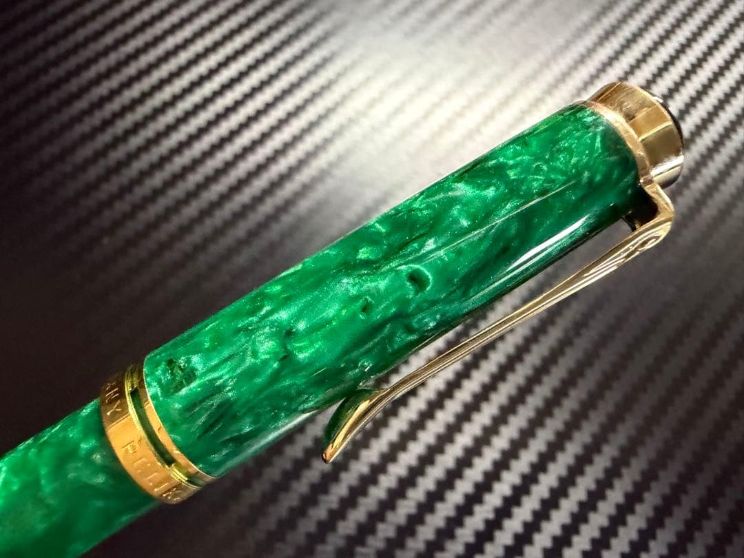 未使用に近い ペリカン スーベレーン M320 グリーン F 細字 万年筆