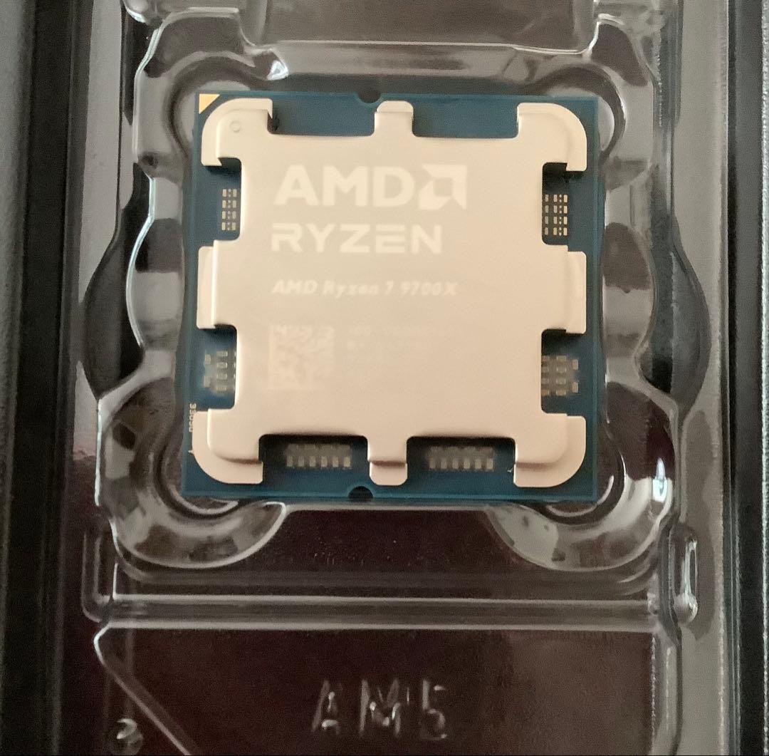 AMD / RYZEN 7 9700X CPU AM5 BOX 国内正規品