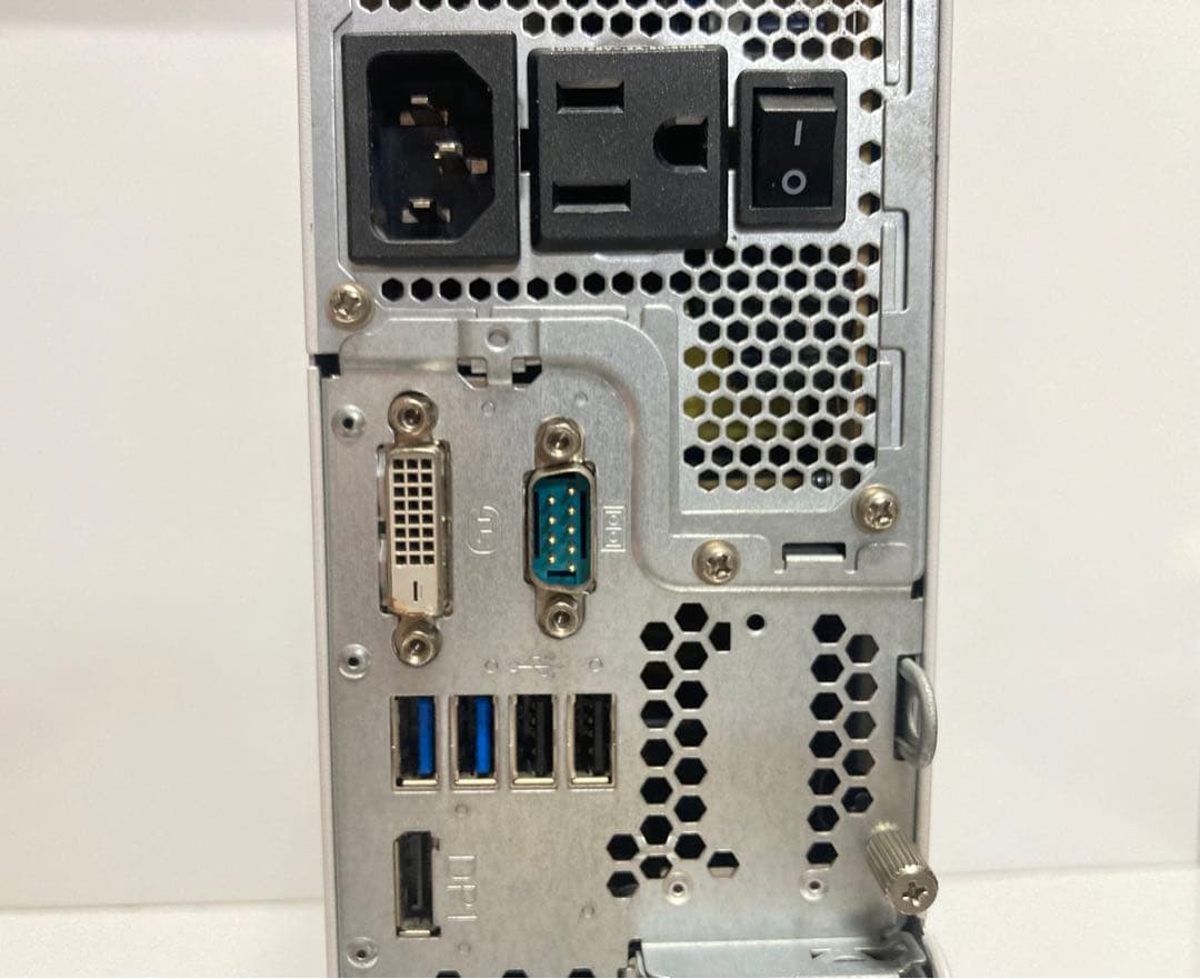 FUJITSU　ESPRIMO　D586/M　Core i5-6500