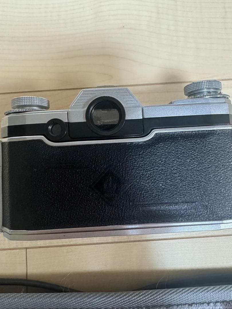 Praktina フィルムカメラ