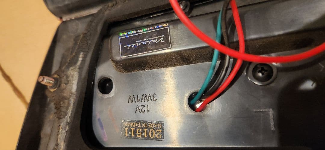 トヨタ20系アルファードヴェルファイア用ヴァレンティ製ジュエルLEDテールランプ