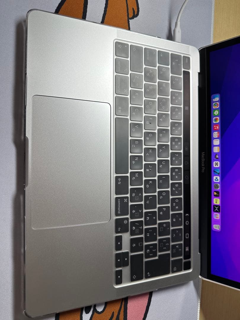 美品 MacBook Pro M2 2022 13インチ シルバー(おまけ付き)