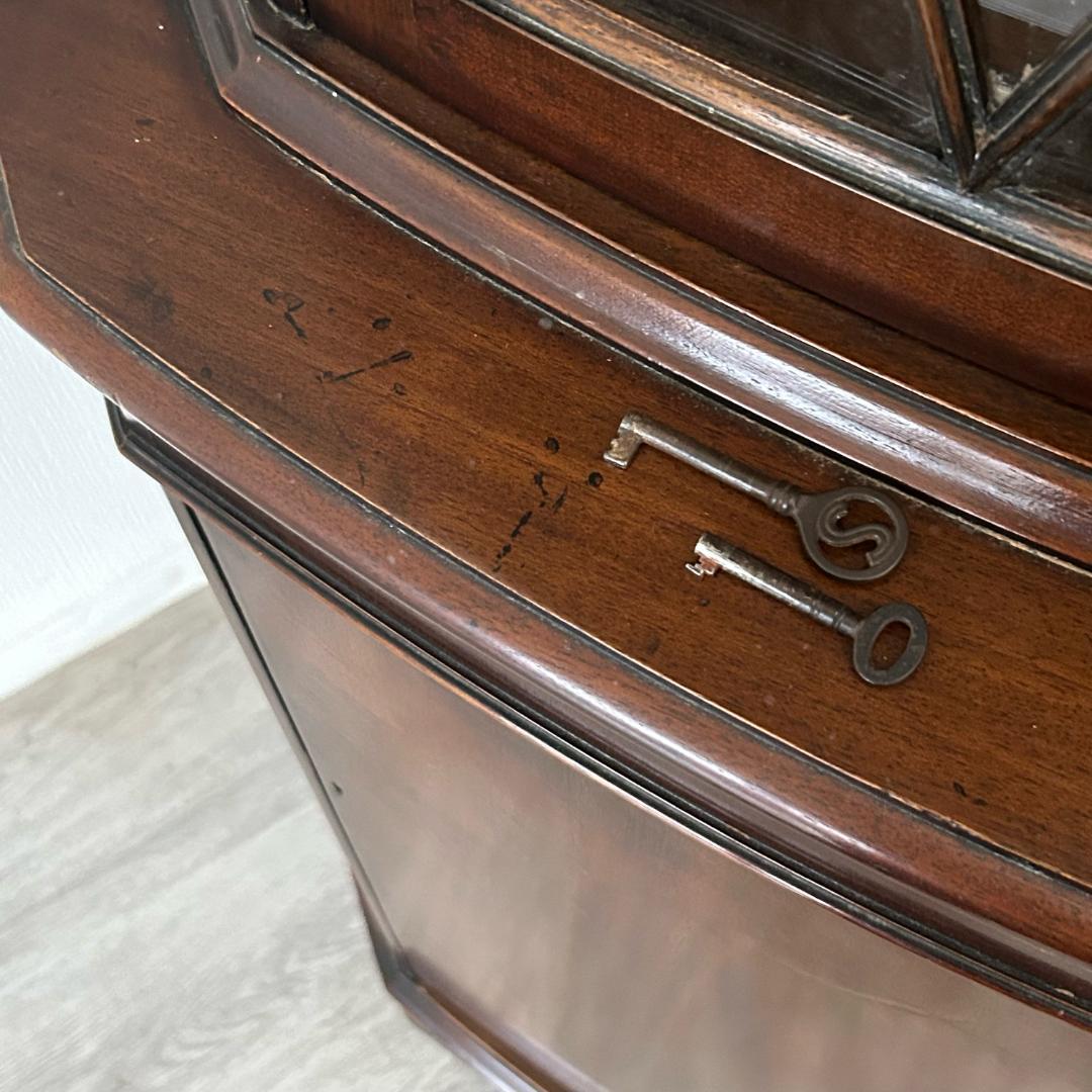 イギリス アンティーク　家具 コーナーキャビネット　1950年頃 514A