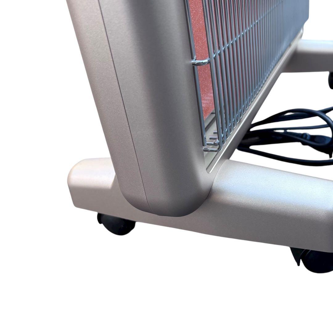 【極美品】サンルミエ エクセラ7 N700L-GR 日本遠赤外線株式会社