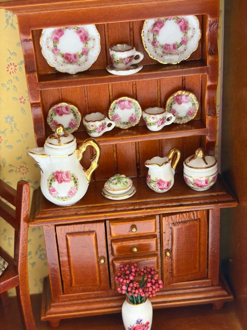 ロイターポーセリン　ドイツ　ミニチュア　ドールハウス　陶器　置物