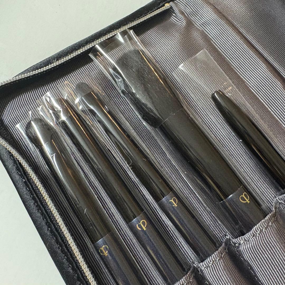 未使用 クレドポーボーテ メイクブラシセット 定価18,000円