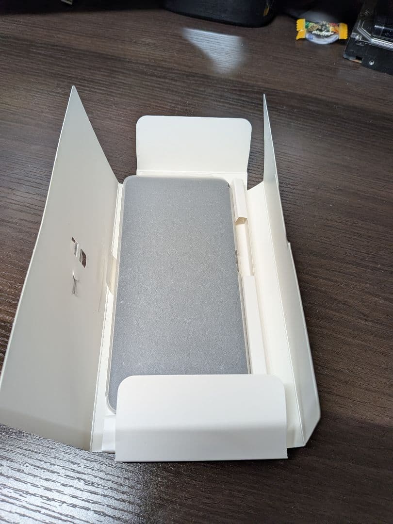 Xiaomi 14T XIG07 チタングレー　UQ版