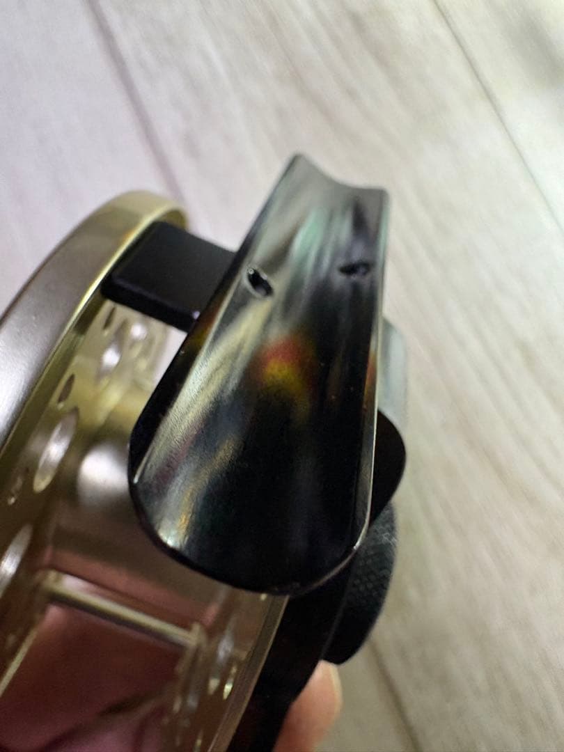 美品 STEEL FIN SPECTRA フライリール #4/5