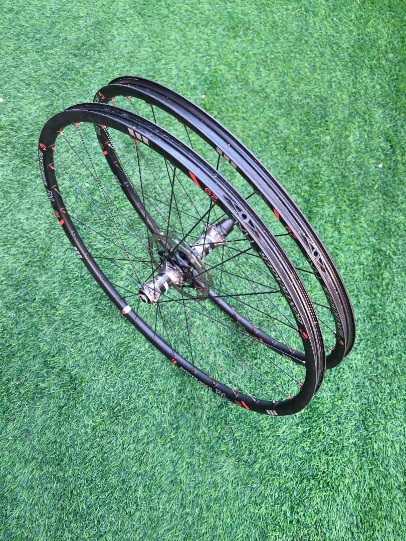 ボントレガー ホイール RXL ハブ DT Swiss 前後セット