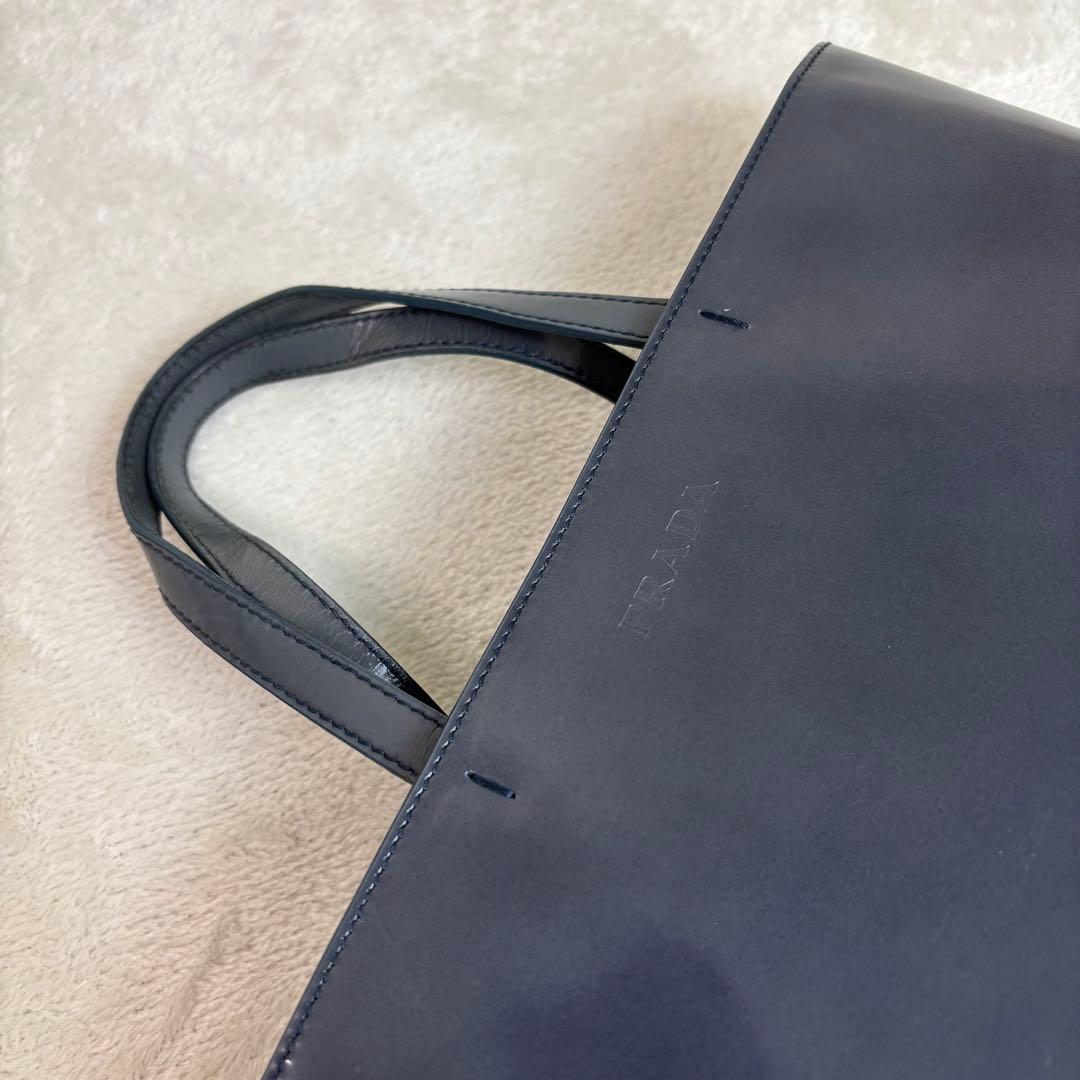 PRADA　プラダ　トートバッグ　手提げ　鞄　パテントレザー　紺　収納袋