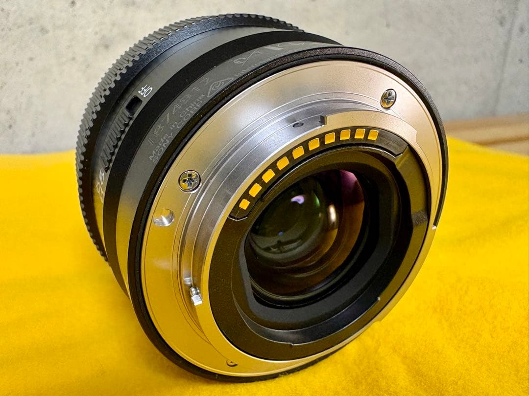 Sony FE 40mm F2.5 G レンズ