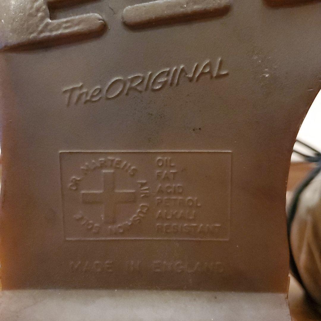 【なかなか稀な色×BIGサイズ】英国製ドクターマーチン 8ホール UK9