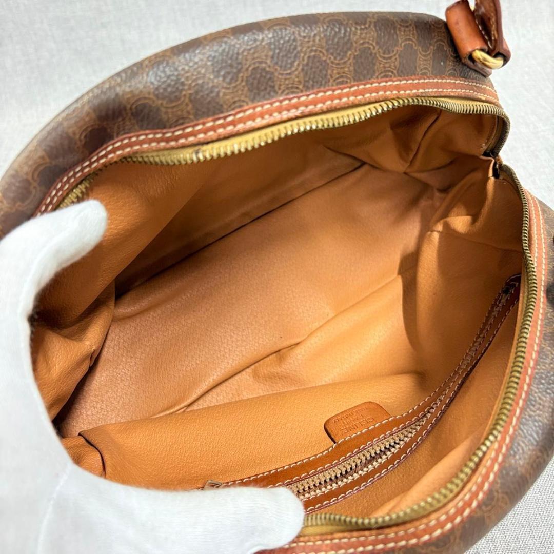 美品CELINE セリーヌ マカダム トリオンフ ハンドバッグ ブラウン PVC