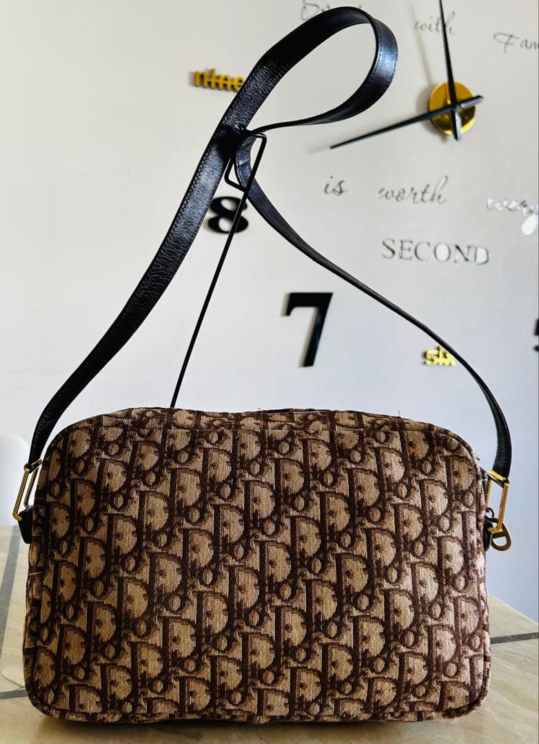 Christian Dior トロッター