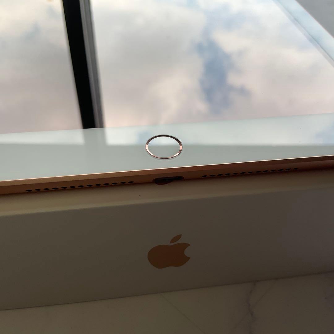 【極美品】Apple iPad 第6世代 Wi-Fi Cellular 32GB