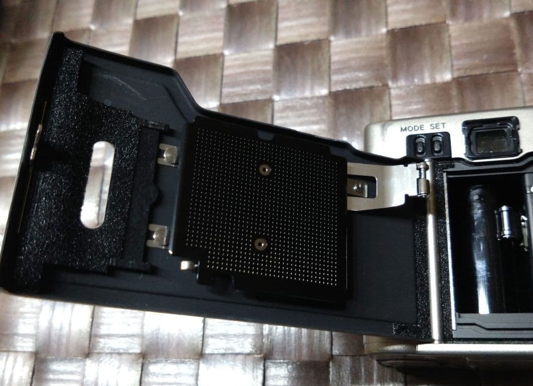 ニコン35TI 高級コンパクトフィルムカメラ