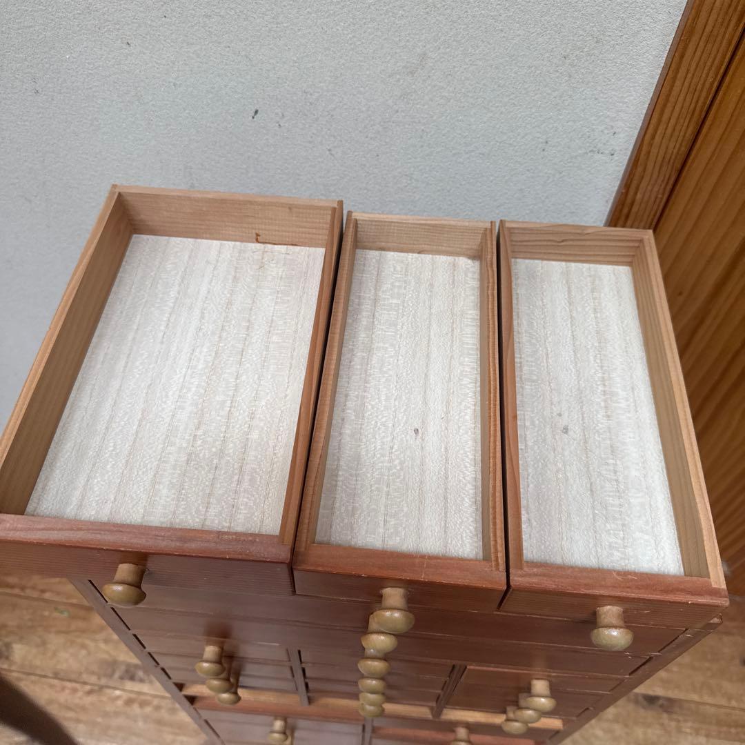 アンティーク木製多段引き出し１９杯