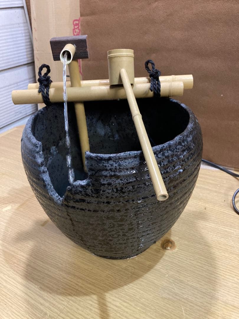 ユ*ル様 信楽焼 電動つくばい 陶器 蹲 鹿威し 水鉢 室内　和風 陶器 幅約2