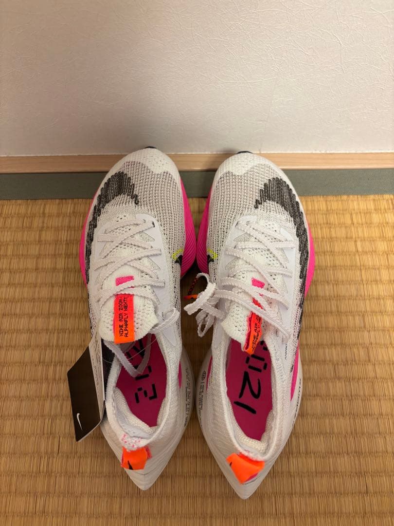 【ギタン】 NIKEアルファフライネクスト% ウィメンズ24cm