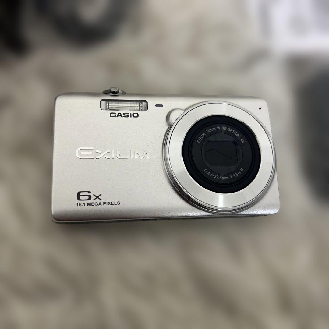 【未使用級】CASIO カシオ EXILIM EX-ZS28 付属品完備
