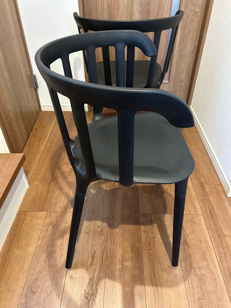 IKEA PS2012 アームレスト付 デザイナーズ ダイニングチェア2脚セット