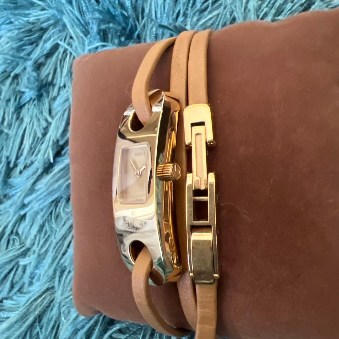 GUCCI ゴールド ブレスレットウォッチ