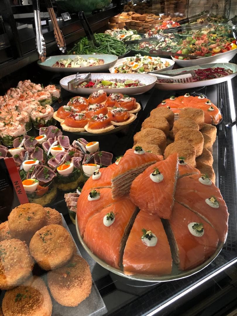 Harrods 「古代ギリシャ調ヴィンテージ コレクション・クリスマスマグ」