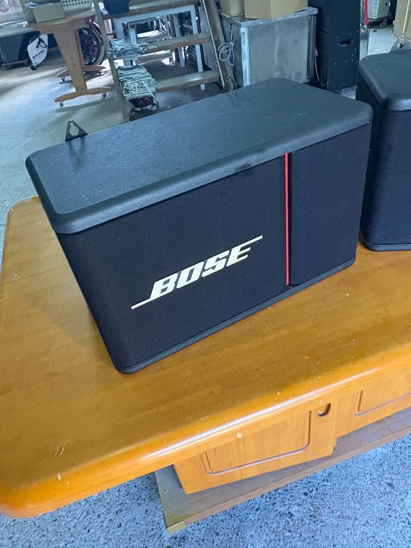 BOSE 301-AV モニタースピーカー ペア 動作品 壁掛け金具付き
