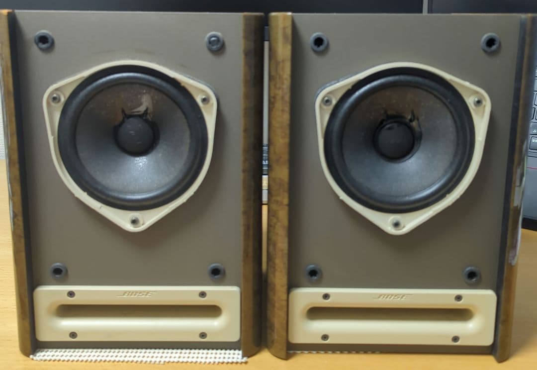 BOSE ブラウン スピーカー　MODEL 121V 2本